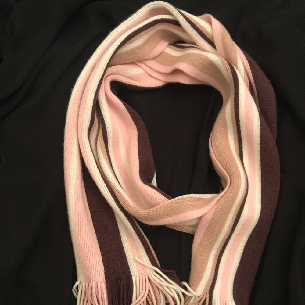 Brown and pink scarf